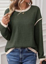 Load image into Gallery viewer, Closet Staple (3 Colors)
